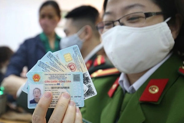 Các ông trùm trong đường dây đánh bạc 30.000 tỷ: Người du lịch sang chảnh quanh năm, kẻ vay mượn mua xế xịn làm màu-8