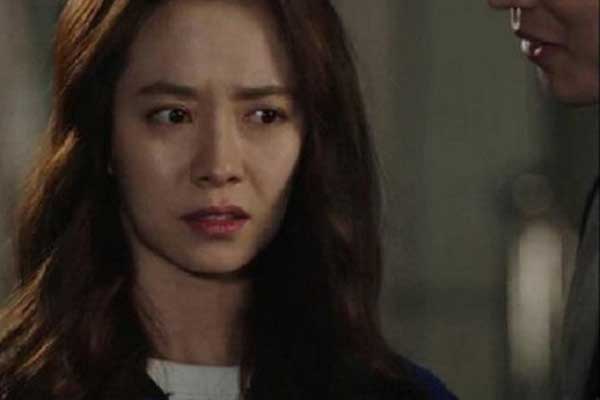 Giả nghèo để thử lòng bạn gái, ai ngờ cô ấy bất ngờ lấy chồng, ngày gặp lại em trong đám cưới khiến tôi bàng hoàng-2