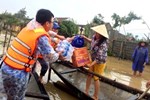 Bộ trưởng Bộ Công an: Đang rà soát tài khoản từ thiện của một số nghệ sĩ liên quan đợt mưa lũ ở miền Trung 2020-1