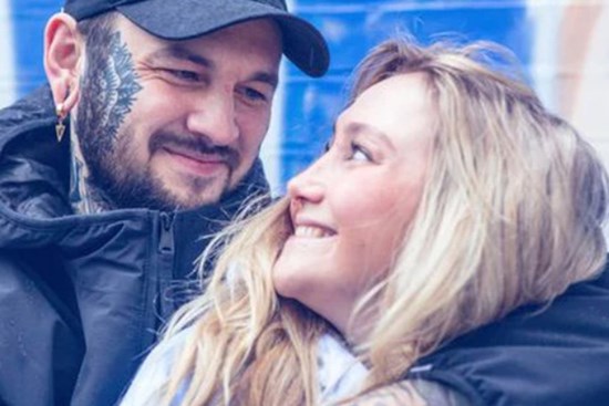 Chấn động: Vợ ngoại tình với 