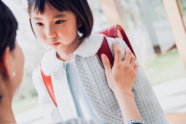 Trước 6 tuổi, bố mẹ nhất định không nên ép con mình 4 điều này nếu không sẽ khiến trẻ thua kém bạn bè-2