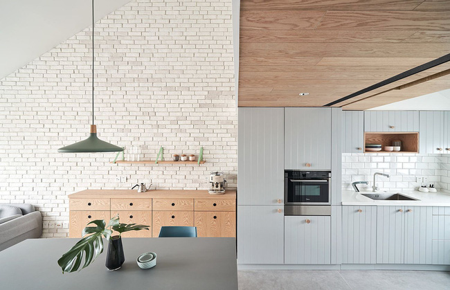 Căn hộ có tầng lửng tràn ngập ánh sáng cho gia đình trẻ-5