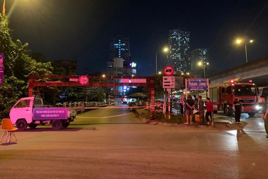 Hà Nội: Người đàn ông bán trà đá tử vong bất thường dưới sông Tô Lịch