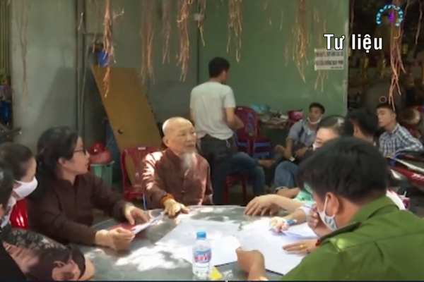 Long An tiếp tục đến kiểm tra Tịnh thất Bồng Lai: 7 trẻ sống cùng 3 mẹ ruột không được biết sự thật nhân thân của mình-3