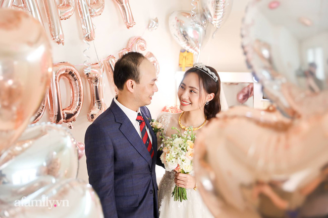 MC, BTV thời tiết nổi tiếng VTV được chồng tặng hoa đúng chuẩn công thức mà hội chị em yêu thích-4