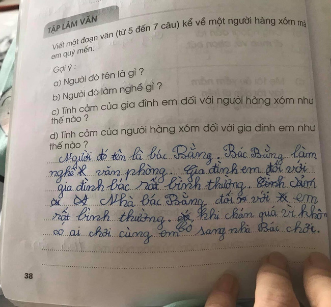 Học sinh cấp 1 viết văn tả bác hàng xóm: Chốt hạ 1 câu mà tình láng giềng đổ vỡ, người lớn đọc xong rối bời-1