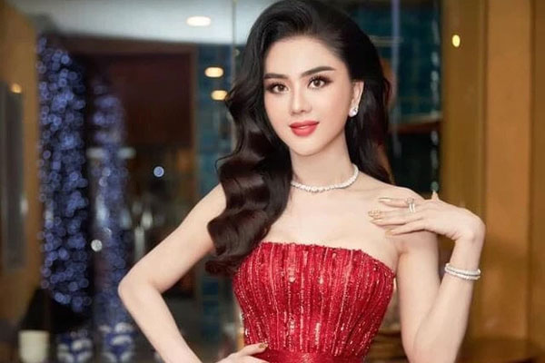 Lâm Khánh Chi và chồng trẻ kém 8 tuổi lại bị đồn trục trặc sau 4 năm chung sống?-5