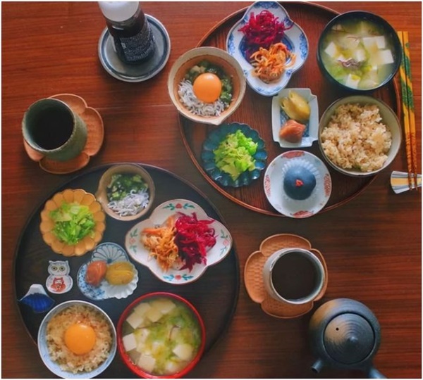 Bí quyết sống thọ thông qua bữa ăn của 90.000 người Nhật: Ăn ít 1 món, ăn nhiều 7 món-1