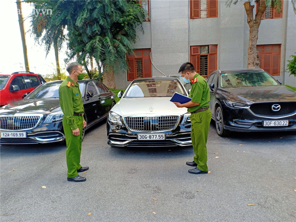 Hà Nội: Phá đường dây đánh bạc cực khủng qua mạng 14.000 tỷ đồng-3