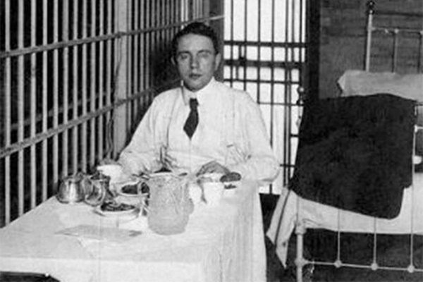 Mối tình với cha hờ của nàng mẫu xinh đẹp khởi nguồn bi kịch người sống, kẻ phải chết giữa 2 đại gia gây rúng động-6