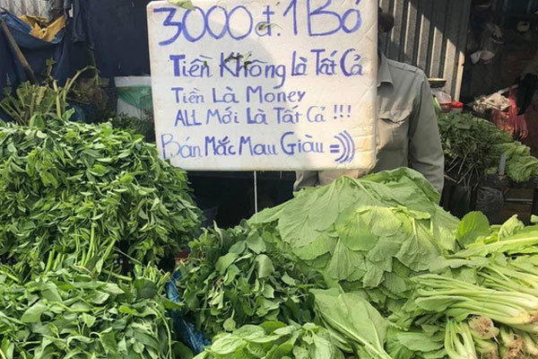 Gặp lại anh Minh xăm trổ với content cưng xỉu chiều ngồi bán rau, tối đứng bán hoa: Mua nhanh chốt lẹ, 29 Tết tăng giá gấp đôi!-19