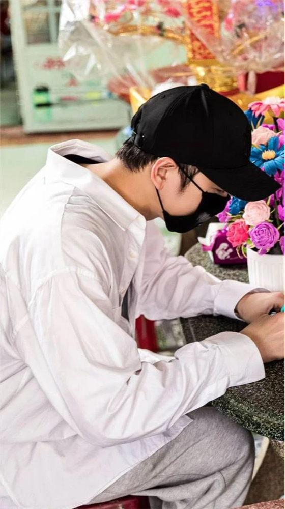 HOT: Karik đang hẹn hò với mẹ bỉm Quỳnh Lương, đàng gái phản ứng đầy ẩn ý trước tin đồn?-4