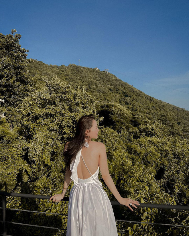 Minh Hằng đang diện chiếc áo gây tức mắt nhất từ trước tới nay-4