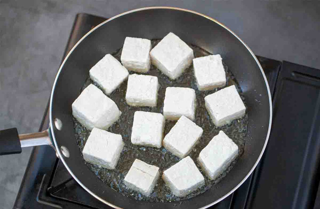 Thực đơn cơm tối chỉ 2 món giản dị ngon lành mà nấu cực nhanh cho ngày đầu tuần bận rộn-11