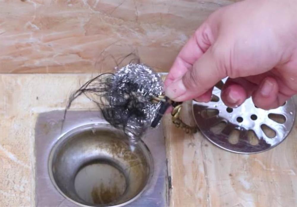 Đặt quai túi giấy bỏ đi trong phòng tắm, có thể tiết kiệm một khoản tiền mỗi năm, rất thiết thực cho mọi gia đình-9