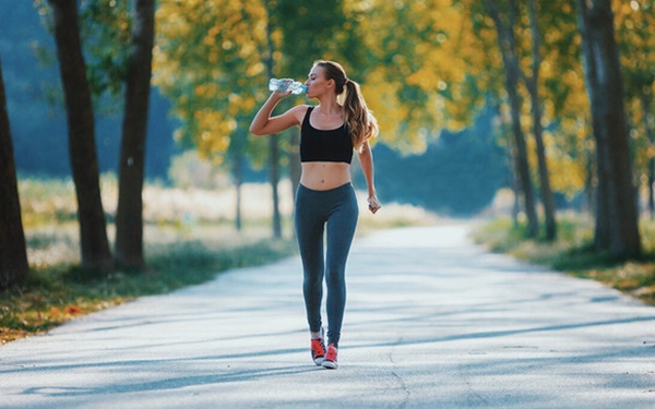 Đây là thời điểm dễ bị đột quỵ nhất trong ngày, ai cũng cần tránh ngay 4 thói quen này để bảo toàn tính mạng-4