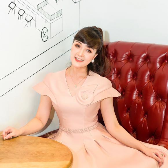 Vân Dung hé lộ ngôi nhà siêu sang trọng ở ngoại ô Hà Nội-1