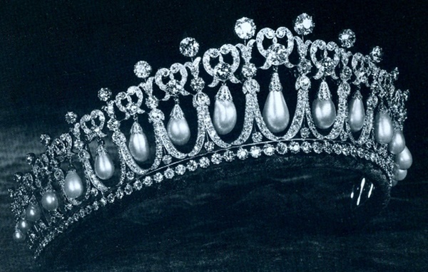 Hé lộ báu vật hoàng gia Công nương Diana yêu thích nhất, món đồ thừa kế chỉ dành riêng cho con dâu Kate-3