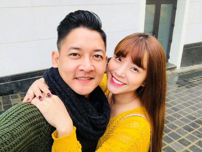 Sao nữ Vbiz từ chối được con riêng của chồng gọi là mẹ, bỏ mặc cảnh báo nguy cơ cao để sinh nhóc tỳ thứ 3-26