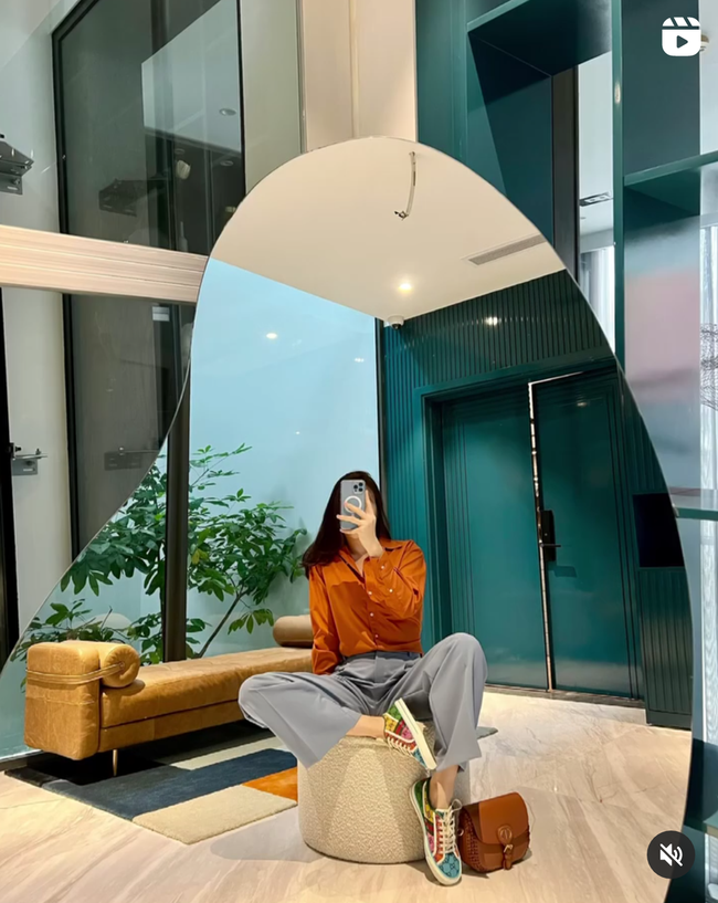 Đàm Thu Trang có 2 công thức cứ xài đi xài lại: Tưởng style nghèo nàn, hóa ra là cách nhàn tênh để mặc đẹp-6