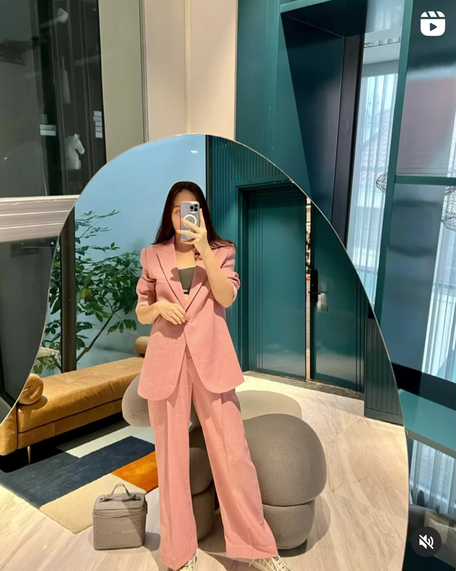 Đàm Thu Trang có 2 công thức cứ xài đi xài lại: Tưởng style nghèo nàn, hóa ra là cách nhàn tênh để mặc đẹp-12