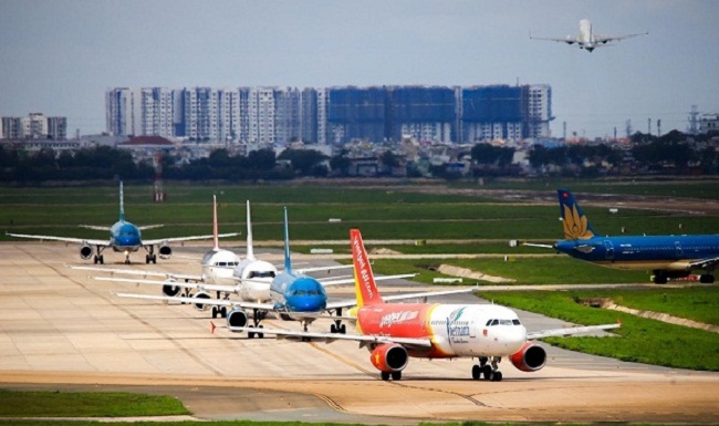 Giá vé máy bay chạm đáy 5 năm, chi phí đi máy bay rẻ hơn đi ô tô là có thật!-2