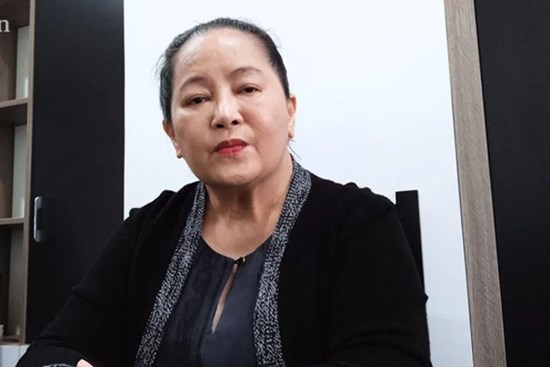 Vụ bác sĩ bị tố hiếp dâm nữ đồng nghiệp ở Huế: Mẹ bị cáo mong một bản án công bằng
