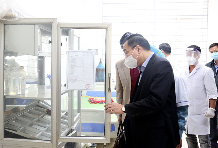 Chủ tịch UBND Thành phố Chu Ngọc Anh kiểm tra công tác phòng, chống dịch tại huyện Gia Lâm và quận Long Biên-4