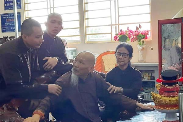 Hà Nội: Xe đầu kéo bốc cháy dữ dội, cầu Thanh Trì ngày thứ 2 liên tiếp ùn tắc cục bộ vì cùng 1 lý do-3