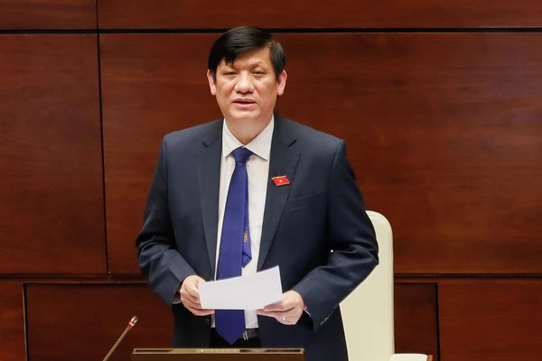 Bộ trưởng Bộ Y tế giải đáp vấn đề vaccine Covid-19 có ảnh hưởng sức khỏe sinh sản và phát triển của trẻ em không?-1