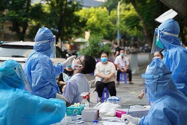 KHẨN: Hà Nội tìm người từng đến quán lẩu Kichi - Kichi và gian hàng lưu niệm ở Tràng Tiền Plaza liên quan Covid-19-1