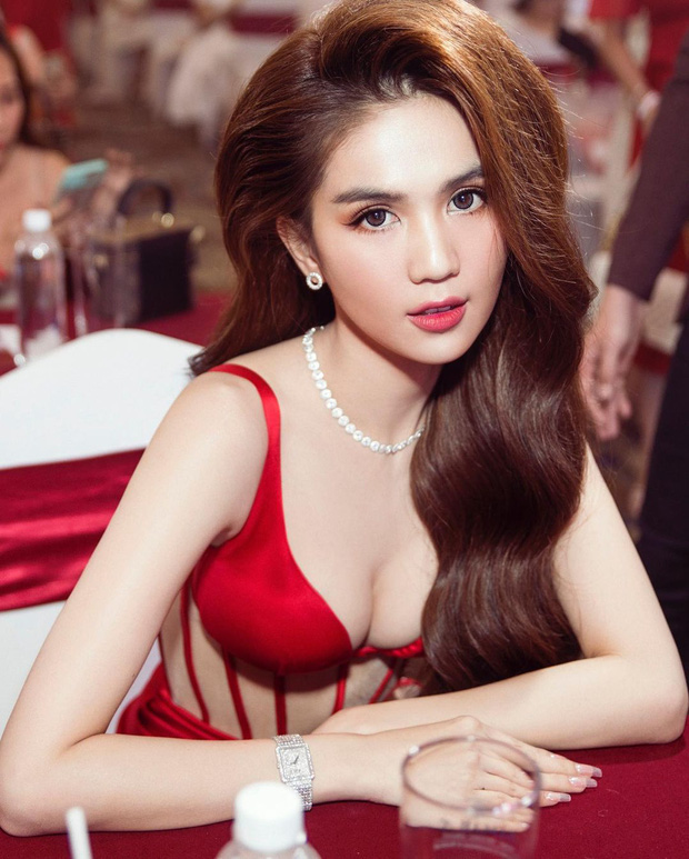 Bí ẩn vụ trộm bạc tỷ chưa có lời giải, trích xuất camera thấy sao nữ Vbiz cực hot chạy loạn giữa đêm nhưng gây tranh cãi?-4