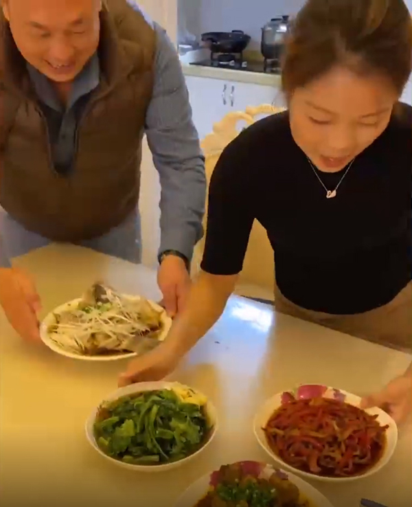 Con trai dẫn bạn gái về nhà: Phản ứng của bố mẹ khiến dân tình cũng phải thương cho cậu bạn-6