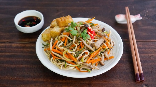 Mì xào phải làm thế này mới là đỉnh của chóp: Ăn liền mấy bữa không chán-1