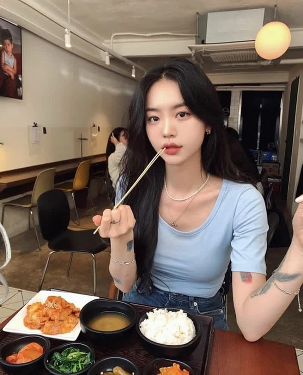 Cô gái 17 tuổi nhập viện do tiêu chảy, ruột đầy ký sinh trùng do 1 món ăn tươi ngon được nhiều bạn trẻ yêu thích-3