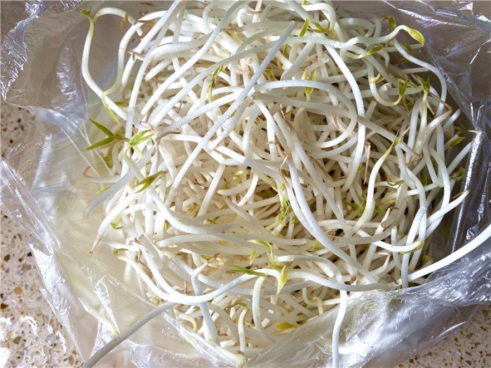 Xào giá đỗ để lửa to hay nhỏ, đầu bếp mách phải thế này giá mới không ra nhiều nước-2