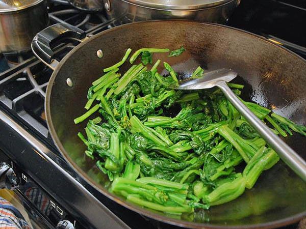 Rau cải rất ngon nhưng lại đại kỵ với 5 nhóm người dưới đây, chỉ ăn vài miếng cũng đủ ôm họa-2