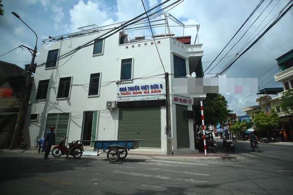 Vụ người phụ nữ bị đối tượng lạ xông vào nhà hành hung dã man: Nạn nhân vẫn bất tỉnh, người nhà cầu cứu-3