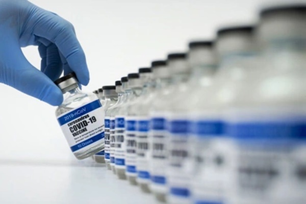 Nghiên cứu mới lý giải hiện tượng không mắc Covid-19 dù tiếp xúc gần-2