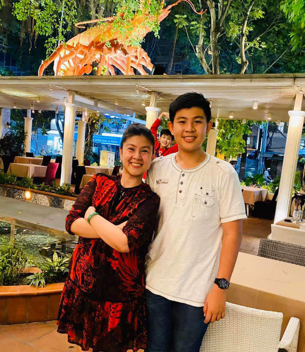 Gần 10 năm sau ly hôn: Phước Sang có vợ mới, Kim Thư bị chủ nợ chồng cũ tấn công-4