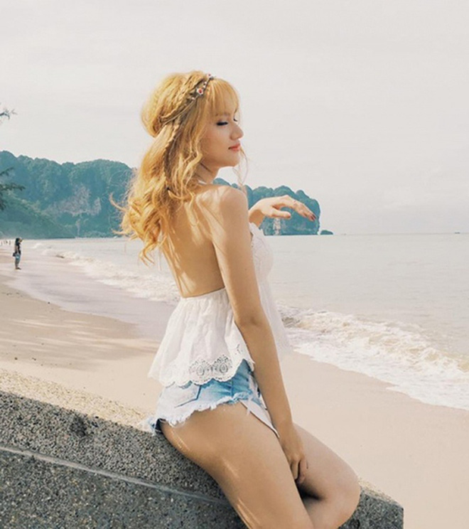 Thúy Ngân khoe body trong chiếc quần nguy hiểm khiến netizen nhìn vào chỉ nín thở sợ nàng lồ lộ-3