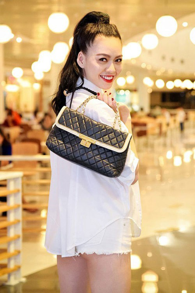 Thúy Ngân khoe body trong chiếc quần nguy hiểm khiến netizen nhìn vào chỉ nín thở sợ nàng lồ lộ-8