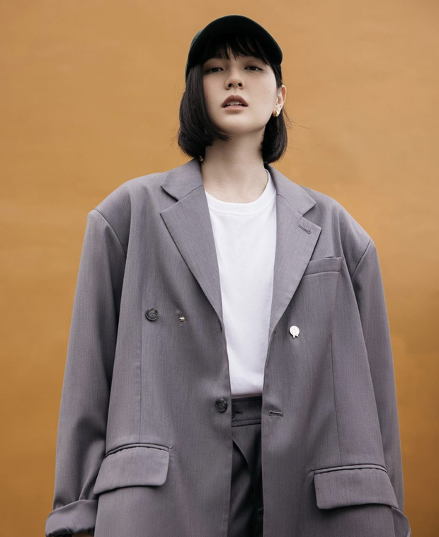 SIÊU HOT giữa đêm: Hải Tú tung loạt ảnh xinh nức nở mừng tuổi 24, viết tâm thư comeback hậu lùm xùm trà xanh!-6