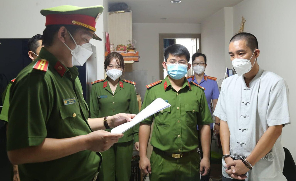 Giang Kim Cúc xóa tên cộng sự thân thiết vừa bị bắt: Tôi không muốn drama thêm...-3