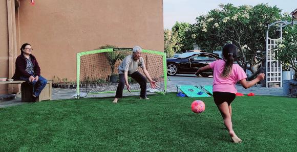 Khu vườn rộng gần 500 m2 của vợ chồng ca sĩ Thu Phương ở Mỹ-10