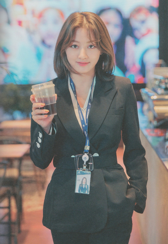 TWICE xuất sắc khi diện đồ công sở, đi làm văn phòng thật thì sẽ sành điệu hết phần chị em đồng nghiệp-2