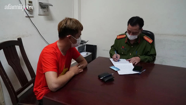 Hà Nội: Phát hiện nhóm người lập chốt test nhanh trái phép ở SVĐ Mỹ Đình, bán 200 nghìn/phiếu tự điền tên-2