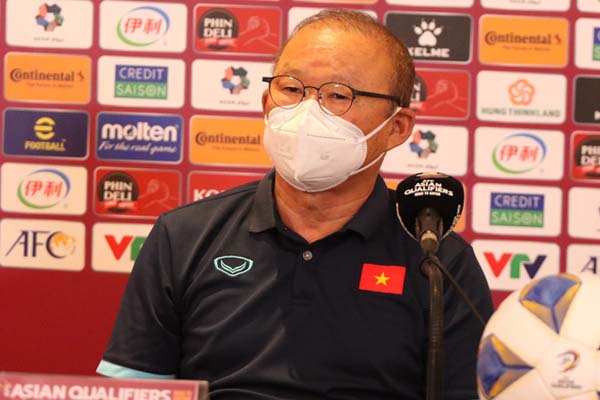 Lộ nguyên nhân gã đàn ông đánh dã man nữ chủ quán hải sản đến bất tỉnh ở Hà Nội-4