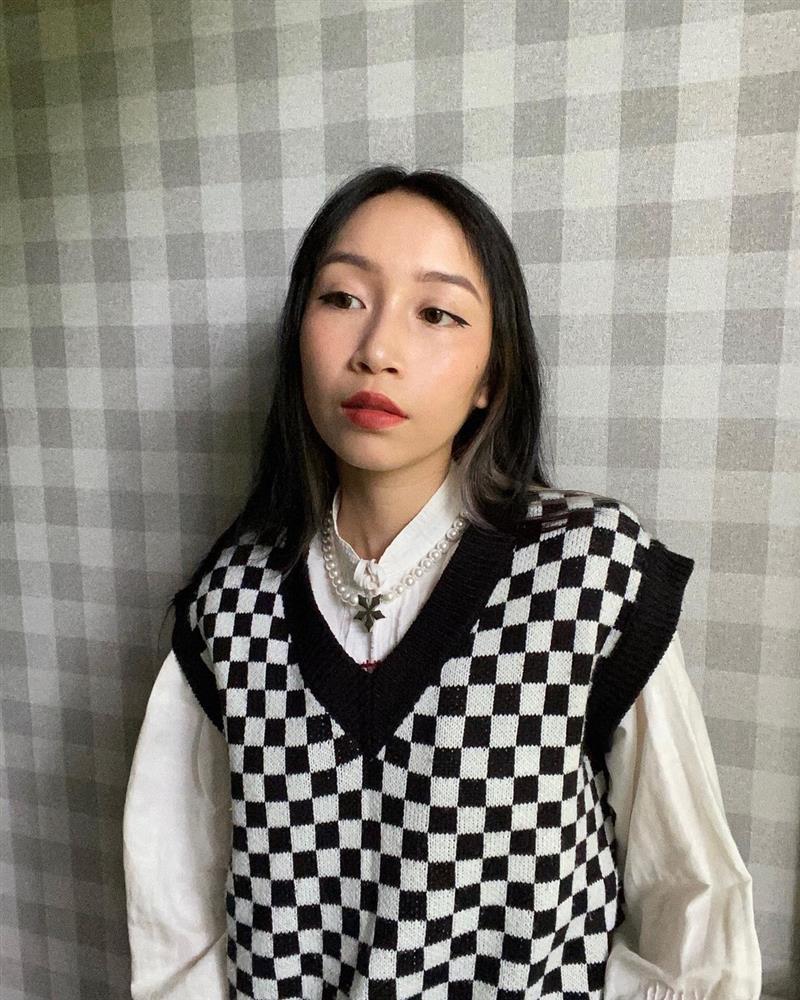 Con gái Mỹ Linh chỉ cao 1m56, nhưng diện đồ hack dáng cao tay nên trông như gần 1m70-1