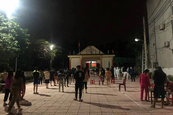 6 nữ nhân viên quán karaoke ở Hà Tĩnh nhiễm Covid-19, xác định được khoảng 600 F1-1